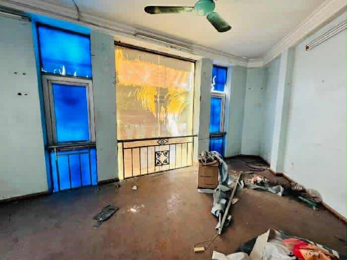 BÁN NHÀ MẶT PHỐ QUẬN ĐỐNG ĐA - 5 TẦNG- VỈA HÈ RỘNG - KINH DOANH TỐT- CÓ THỂ CHO THUÊ 24TR/THÁNG -GIÁ BÁN 9 TỶ